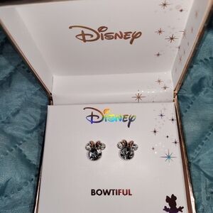 Disney Sparkling Minnie Mouse Stud Earrings